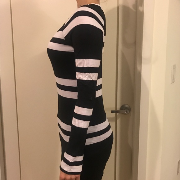 INTERNATIONAL CONCEPTS BLACK & WHITE STRIPED TOP - Picture 4 of 7